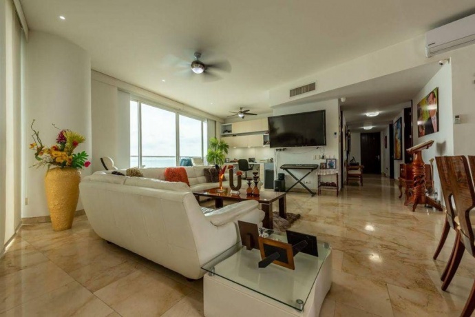 Cartagena, 3 Habitaciones Habitaciones, ,5 BathroomsBathrooms,Apartamento,En Venta,7,1016